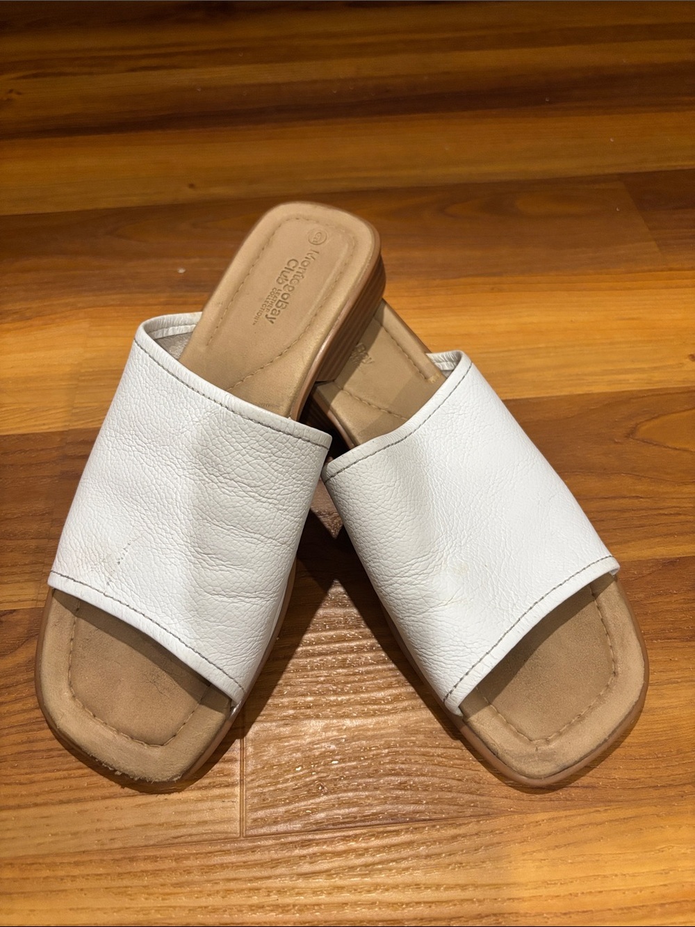 Women’s Montego Bay Club Women's White Slides size 9